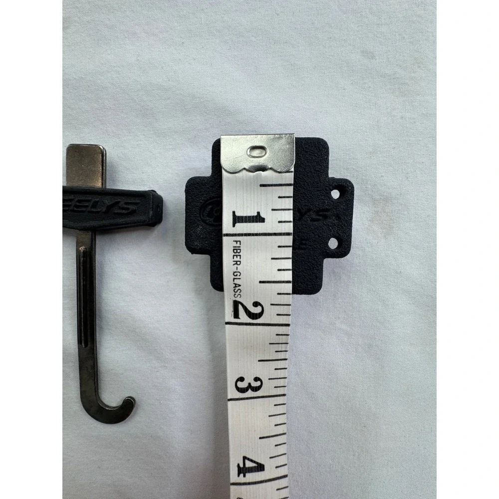 Heelys Fats Style Small Replacement Sole Plugs and Removal Tool Hook Black Set
